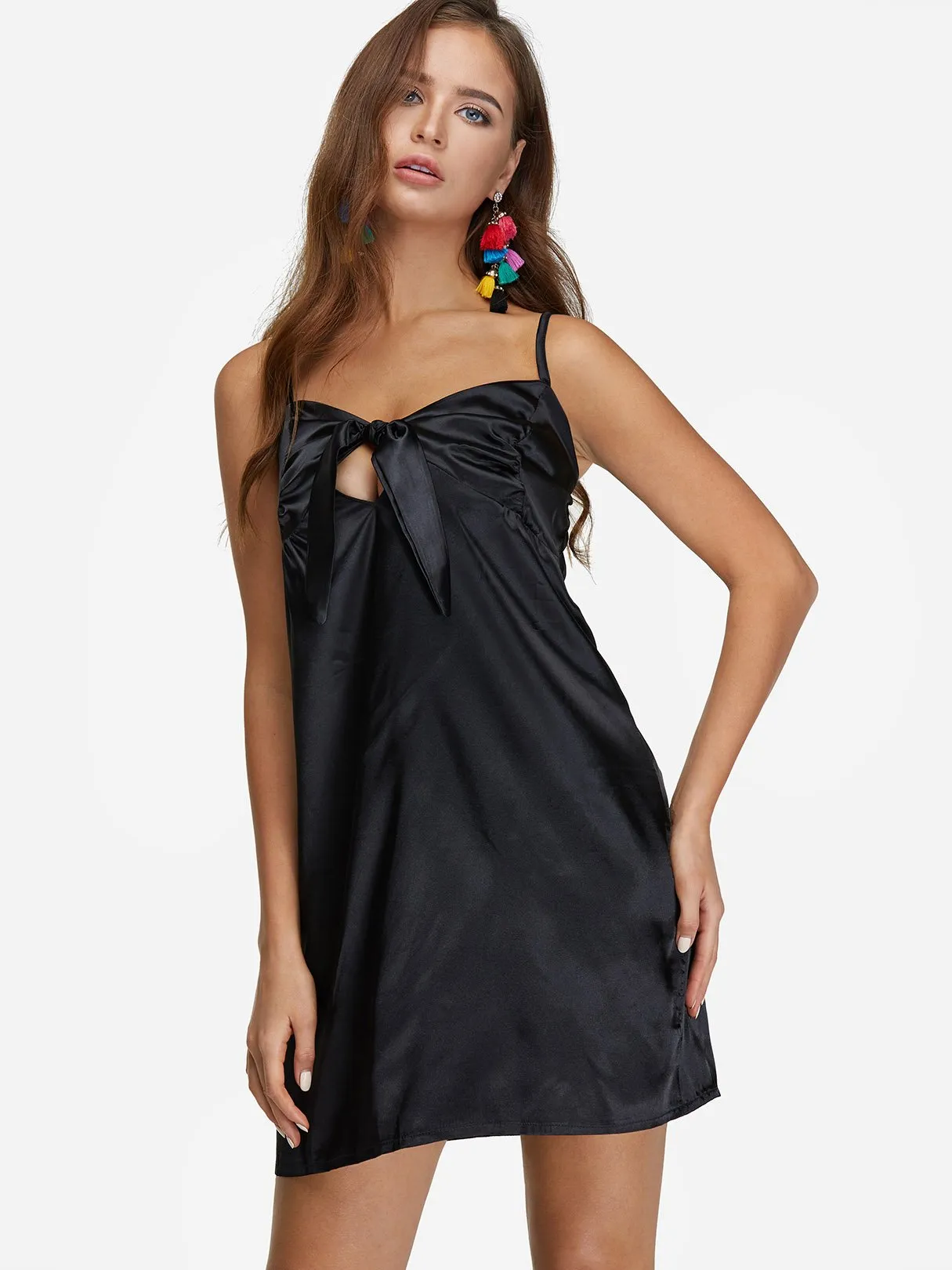 Wholesale Black V-Neck Sleeveless Backless Bowknot Dresses